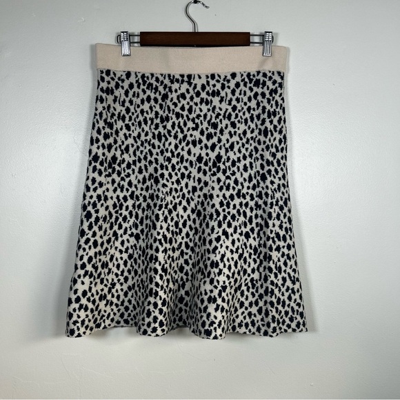 Ann Taylor Leopard Print Cream and Black Knit Skirt - Picture 1 of 4